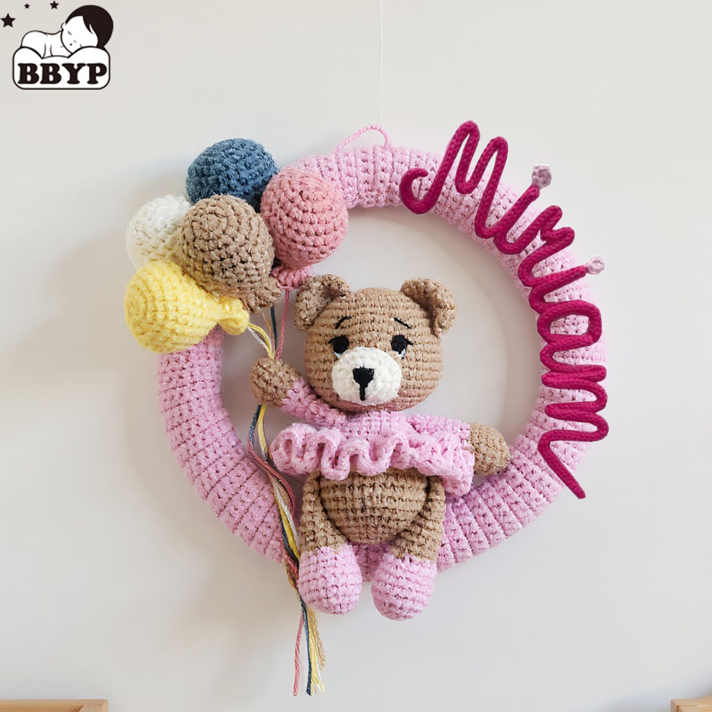 Baby Nursery Artwork - Kişiselleştirilmiş Tığ İşi İsimli Çelenk, Ayıcıklı