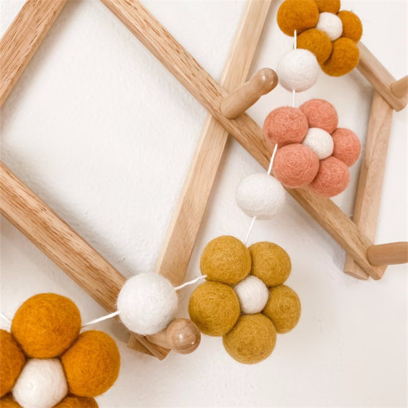 El yapımı Keçe Papatya Çelenk  - Baby Nursery Garland incelemesi ve fiyatı